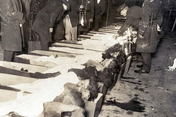 Identifying victims of the Triangle shirtwaist Factory fire in 1911